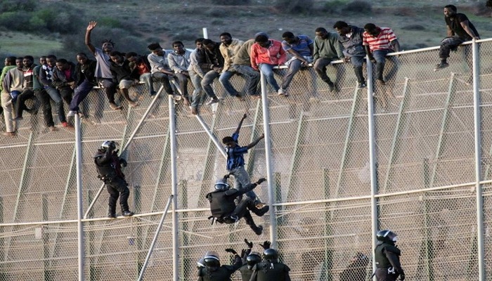 توقيف مهاجرين أفارقة بطنجة والقضية فيها 