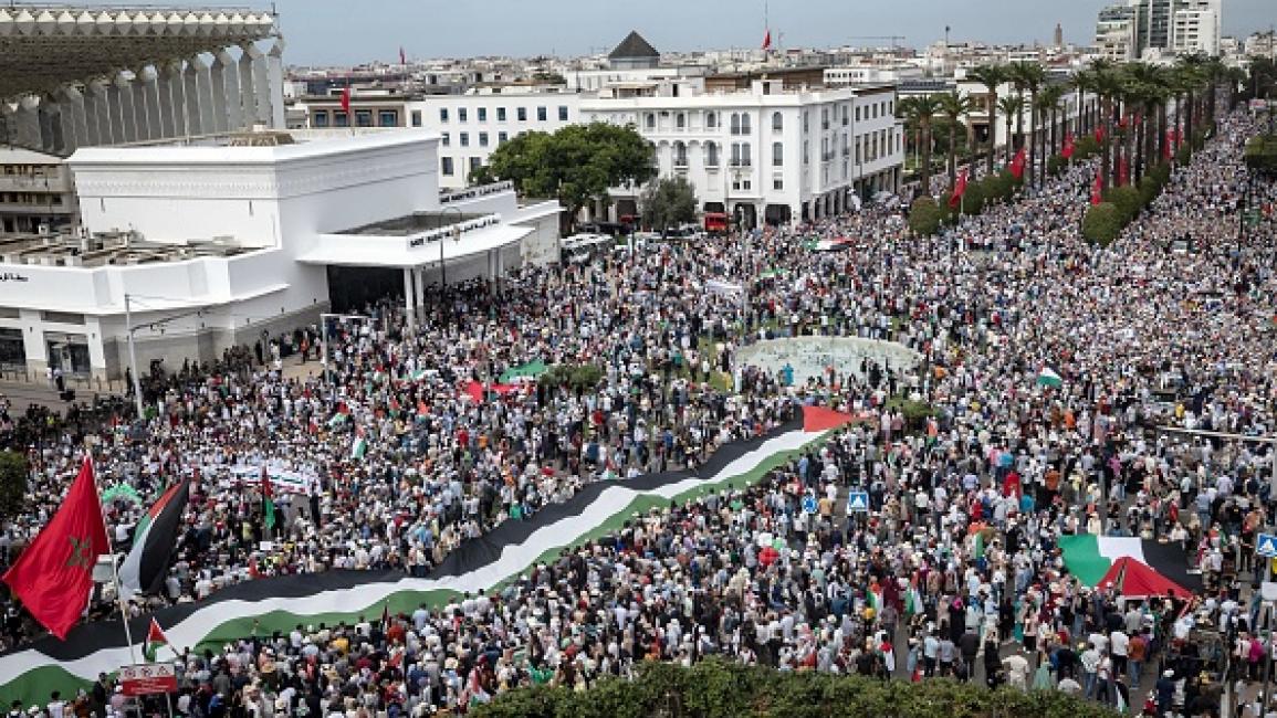 غياب معظم الأحزاب السياسية الوطنية عن مسيرة ذكرى "طوفان الأقصى"